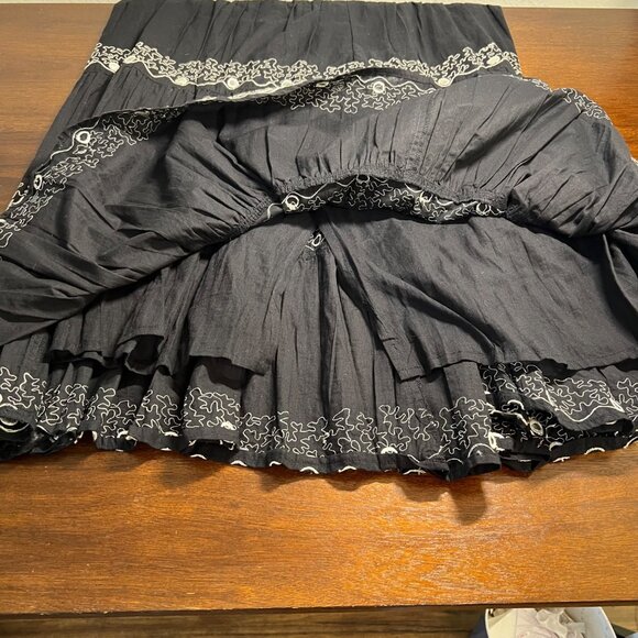 Maxi Skirt Embroidered Gypsy Boho Artsy Black Nature Flowy Coastal Lagom Size 8 - Picture 9 of 11